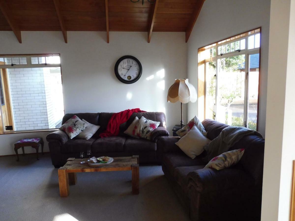 Hideaway Off Heta Apartment New Plymouth Exterior photo